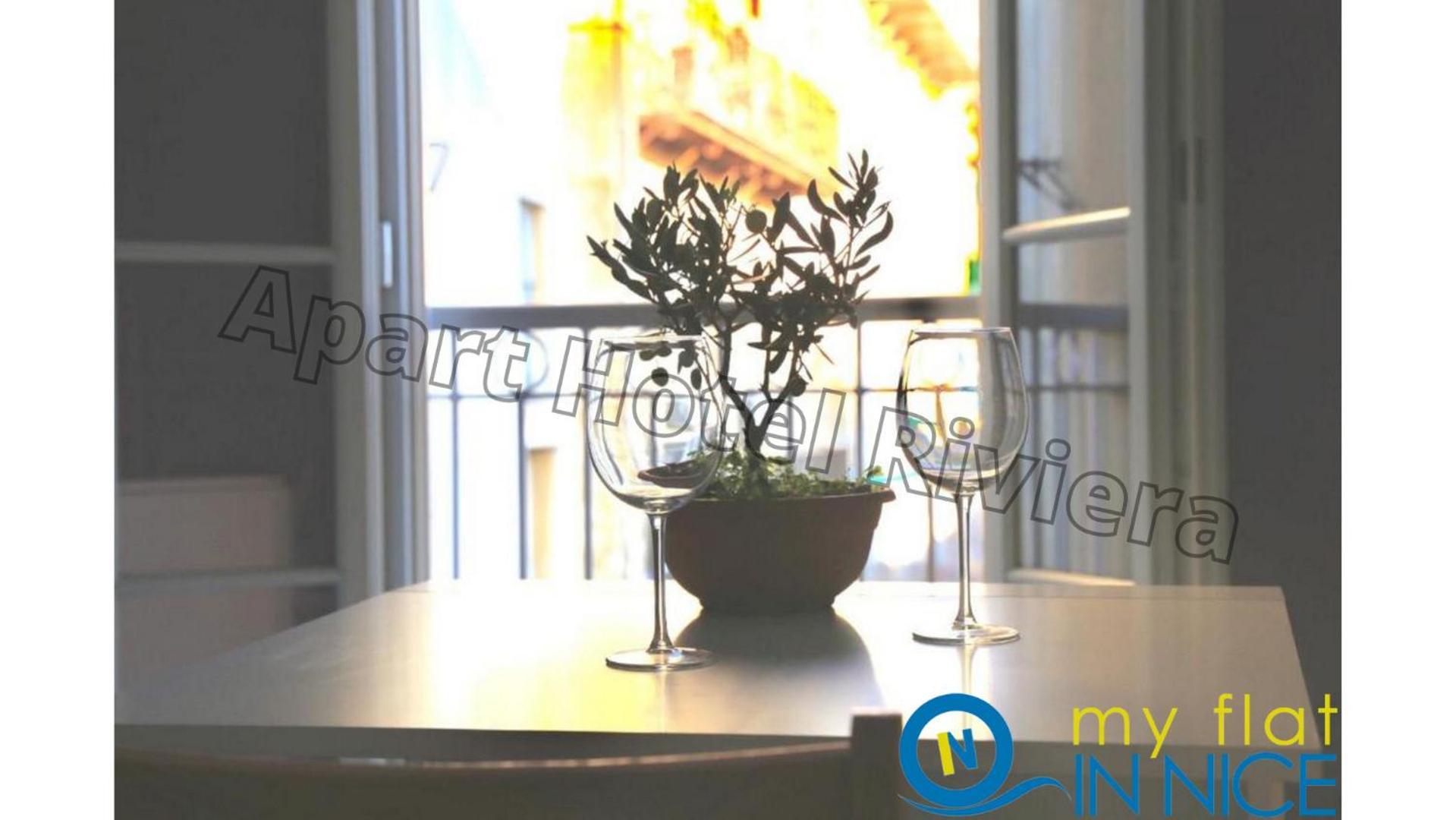 Aparthotel Riviera Nice Cote D'Azur - Old Town - Studio Ac - Sea View - 50M Promenade Des Anglais- La Maison Linda ภายนอก รูปภาพ