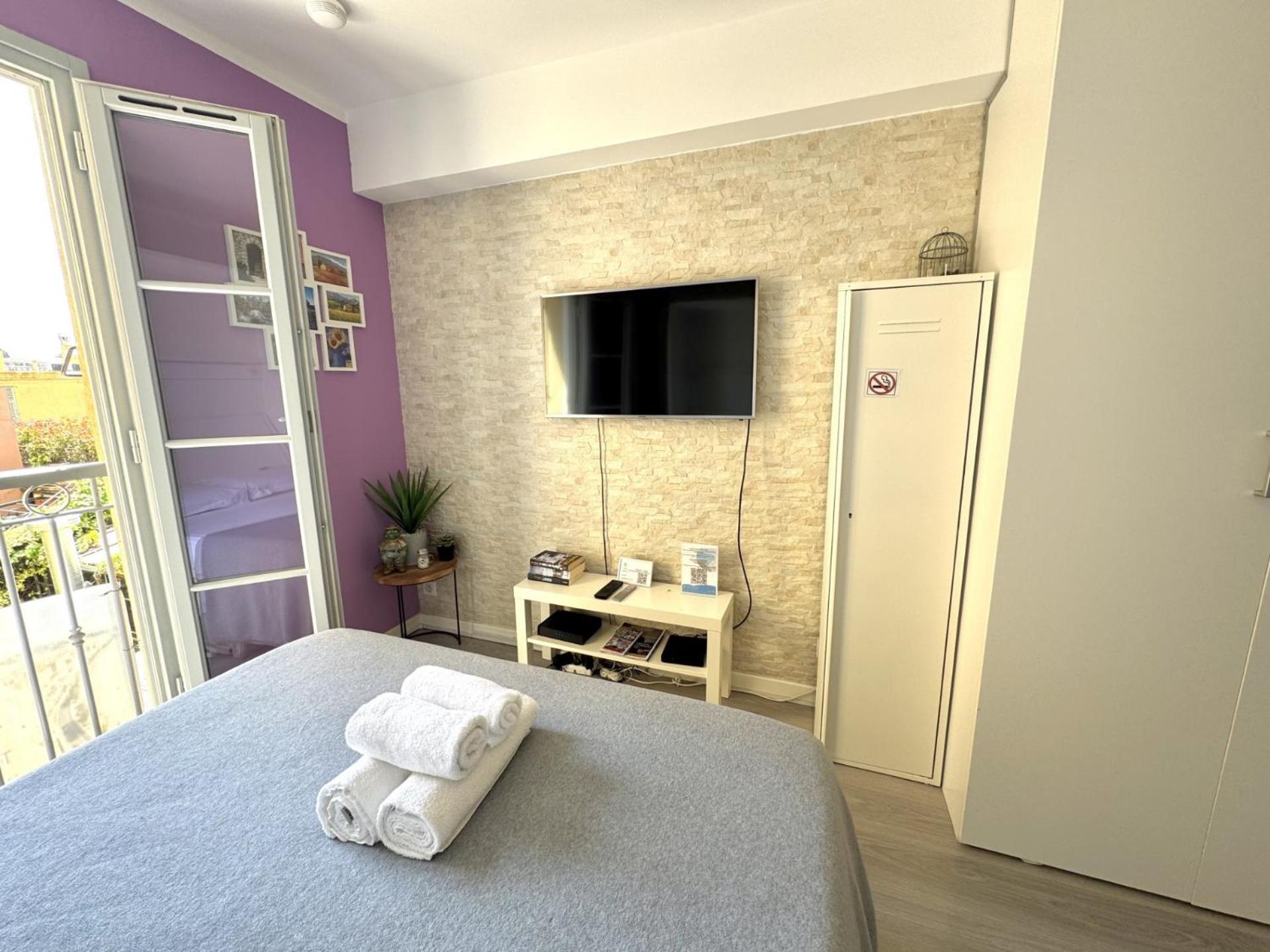 Aparthotel Riviera Nice Cote D'Azur - Old Town - Studio Ac - Sea View - 50M Promenade Des Anglais- La Maison Linda ภายนอก รูปภาพ